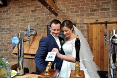 wedding-photography-wold-top-brewery-pint