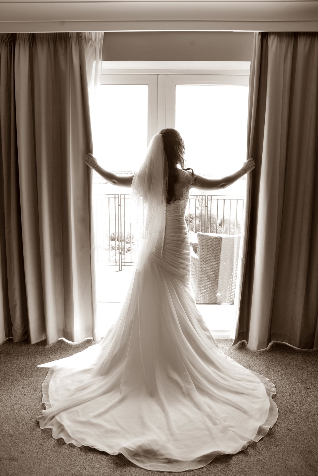 wedding-photography-york-bride-window
