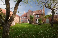 property-exterior-garden