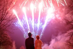 weddings-at-aldwark-fireworks