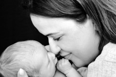 family-portriats-by-female